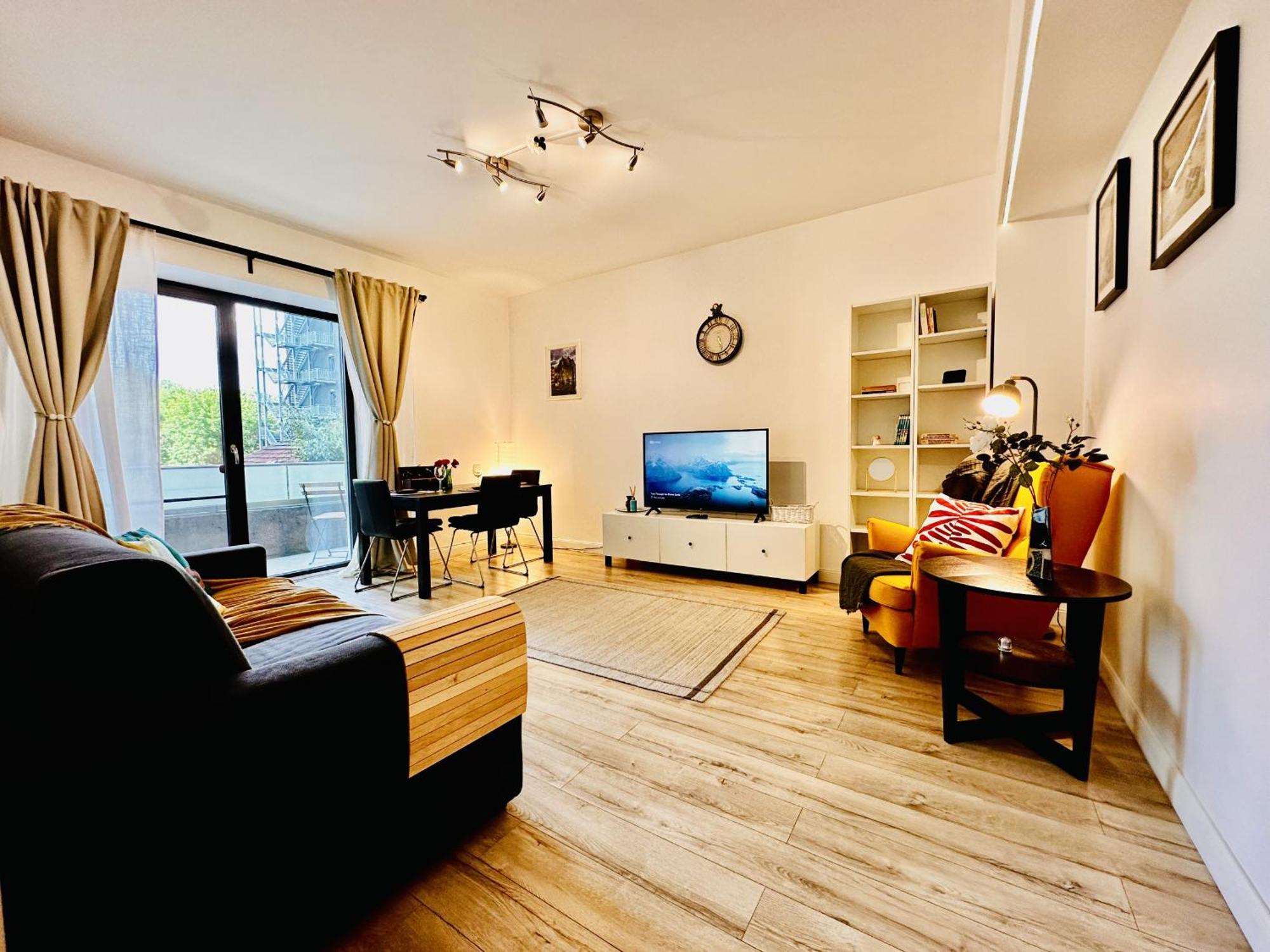 Novum Comfort Bucharest Exterior photo