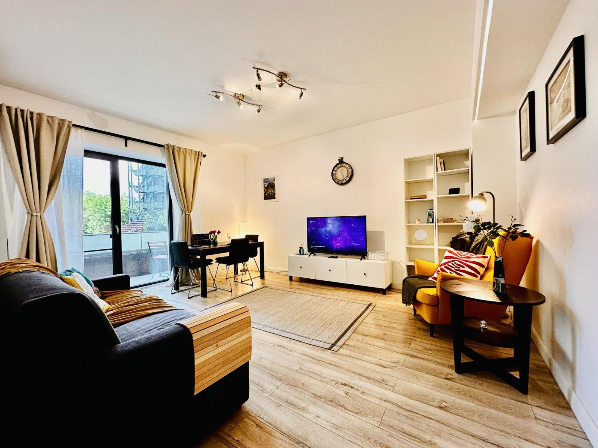 Novum Comfort Bucharest Exterior photo